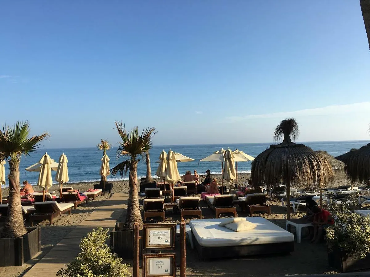 Penthouse De Lunymar Apartment Estepona